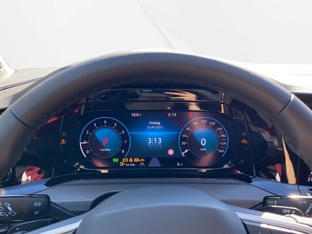 Volkswagen Golf 1.5 eTSI DSG Golf VIII