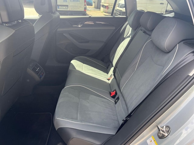 Volkswagen Passat 2.0 TDI Business DSG Variant