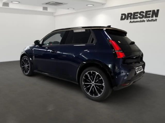 Renault 5 E-Tech Iconic