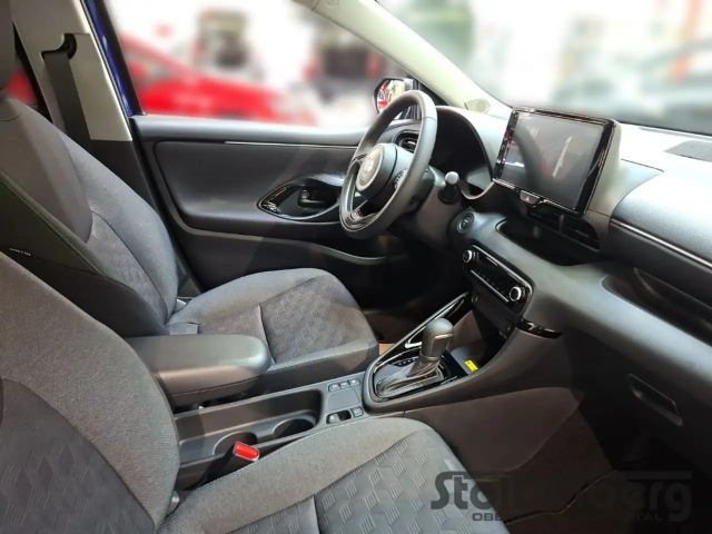 Toyota Yaris Hatchback Hybride Team D