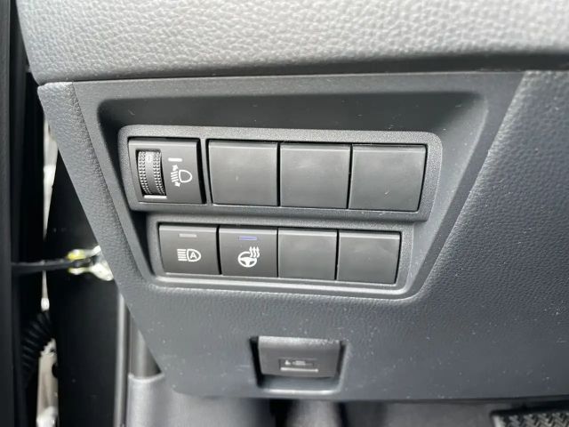 Toyota Yaris Hatchback Hybride VVT-i