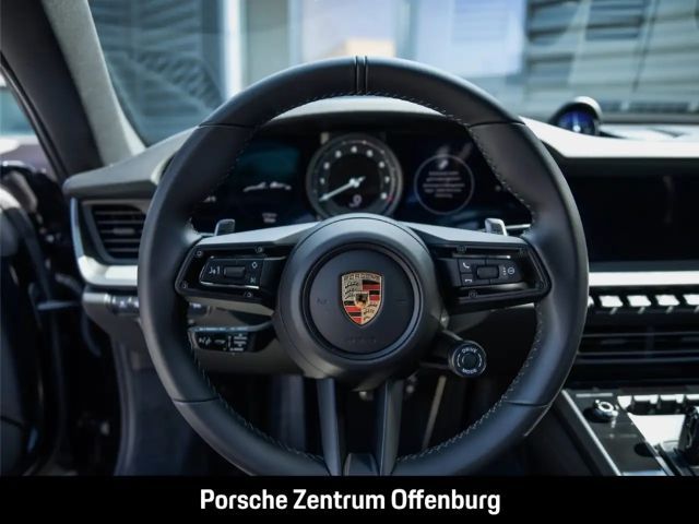 Porsche 992 4 Coupé Targa