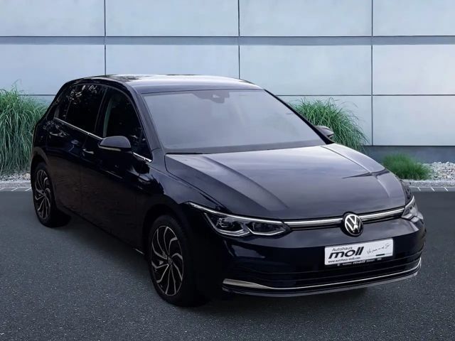 Volkswagen Golf 1.5 eTSI DSG Style