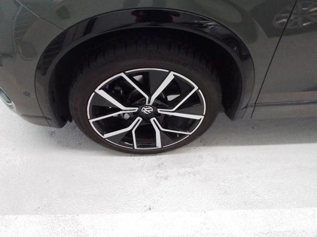 Volkswagen Tiguan 2.0 TSI 4Motion DSG R-Line