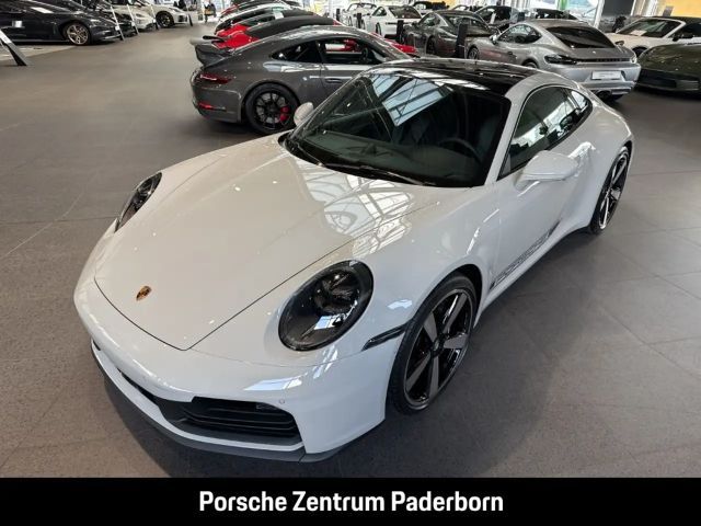 Porsche 992 Carrera Coupé