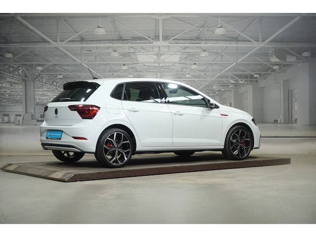 Volkswagen Polo 2.0 TSI DSG