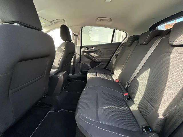 Ford Focus EcoBoost Titanium