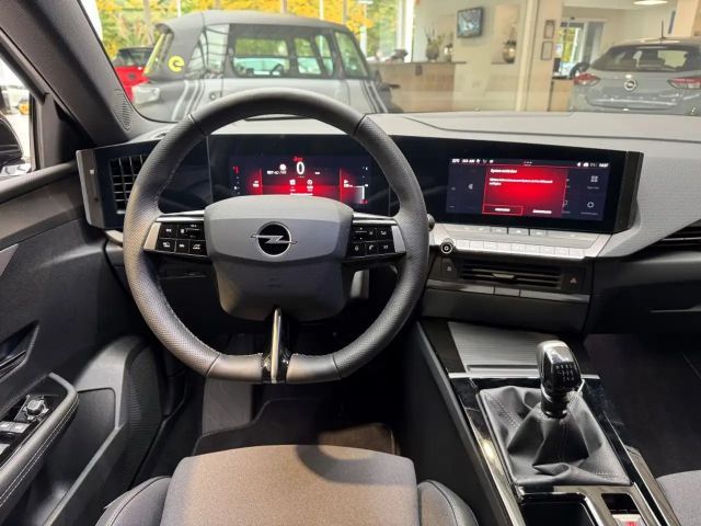 Opel Astra business+