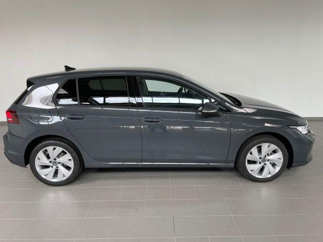 Volkswagen Golf 1.5 TSI Golf VIII Life