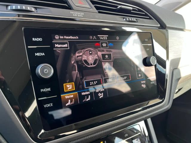 Volkswagen Touran 1.5 TSI DSG R-Line