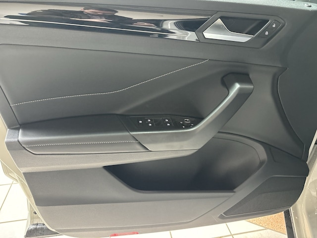 Volkswagen T-Roc 1.0 TSI R-Line