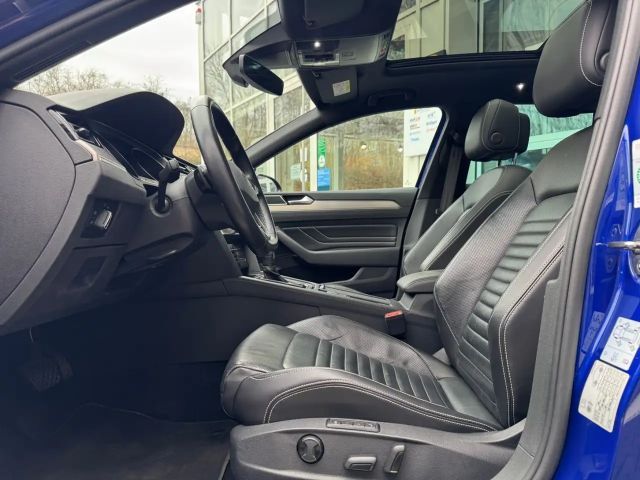 Volkswagen Passat 2.0 TDI IQ.Drive R-Line