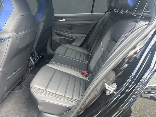 Volkswagen Golf 2.0 TSI Golf VIII