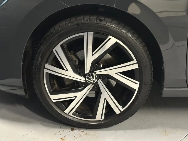 Volkswagen Golf 2.0 TDI DSG Style