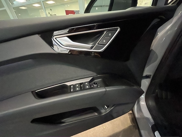 Audi Q4 e-tron SUV 45 e-tron Audi Q4 e-tron