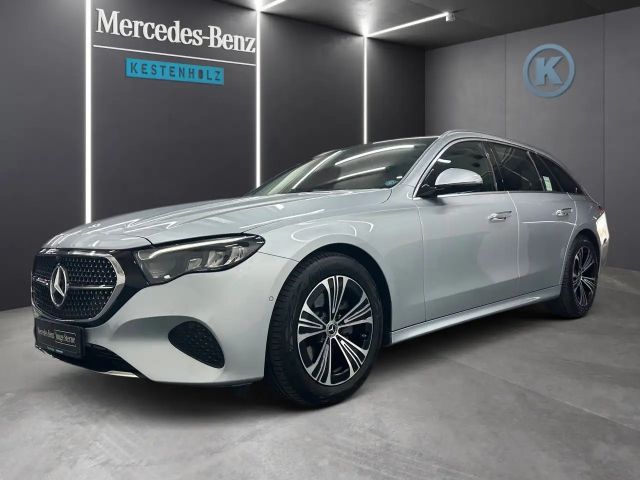 Mercedes-Benz E 200 AVANTGARDE Estate