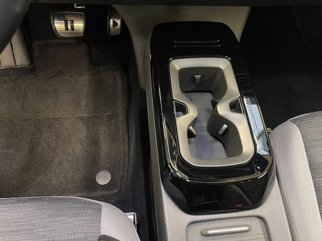 Volkswagen ID.4 (77kWh) Pano IQLight ACC LM