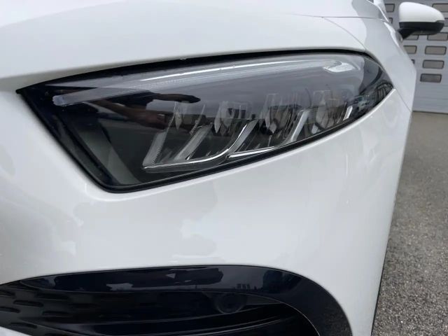 Mercedes-Benz A 250 A 250 e AMG Line