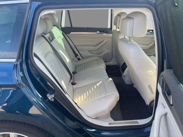 Volkswagen Passat GTE Variant