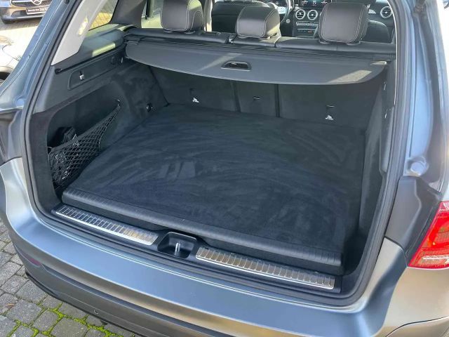 Mercedes-Benz GLC 300 4MATIC AMG Line