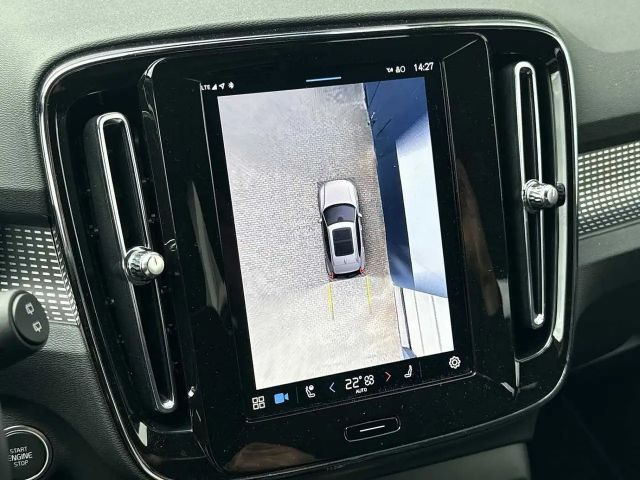 Volvo XC40 Dark Plus