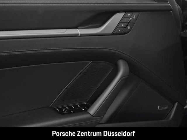 Porsche 992 Cabrio Carrera