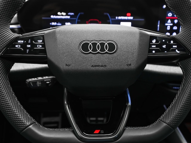 Audi A6 Avant Quattro S-Tronic