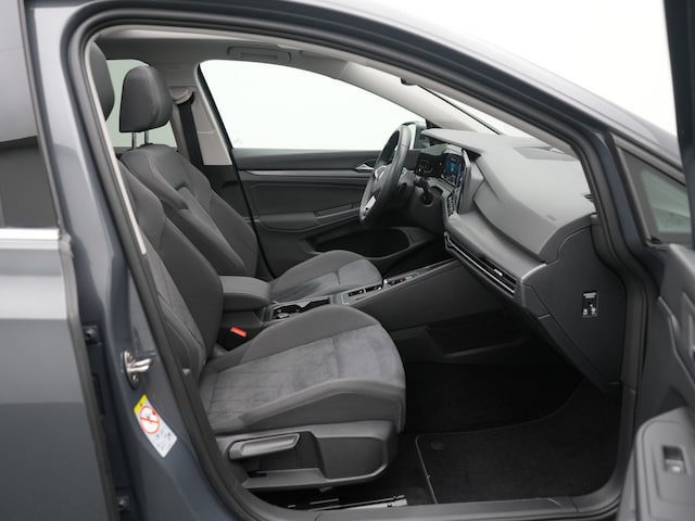 Volkswagen Golf DSG Golf VIII Style Variant