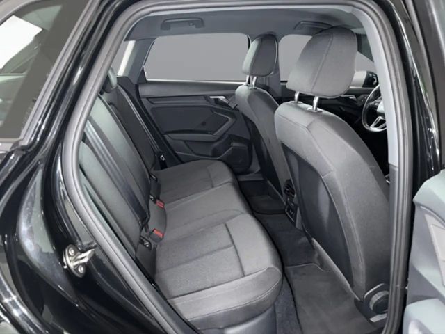 Audi A3 30 TFSI Sedan Sportback