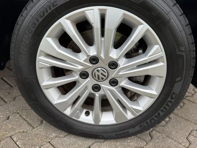 Volkswagen Caravelle 2.0 TDI Highline T6