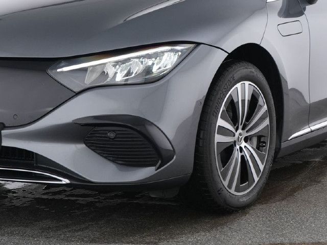 Mercedes-Benz EQE 300 Sedan