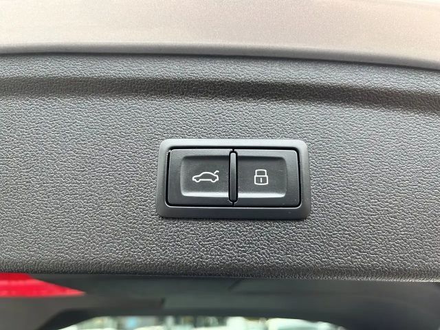 Audi A3 40 TFSI Quattro S-Tronic Sedan