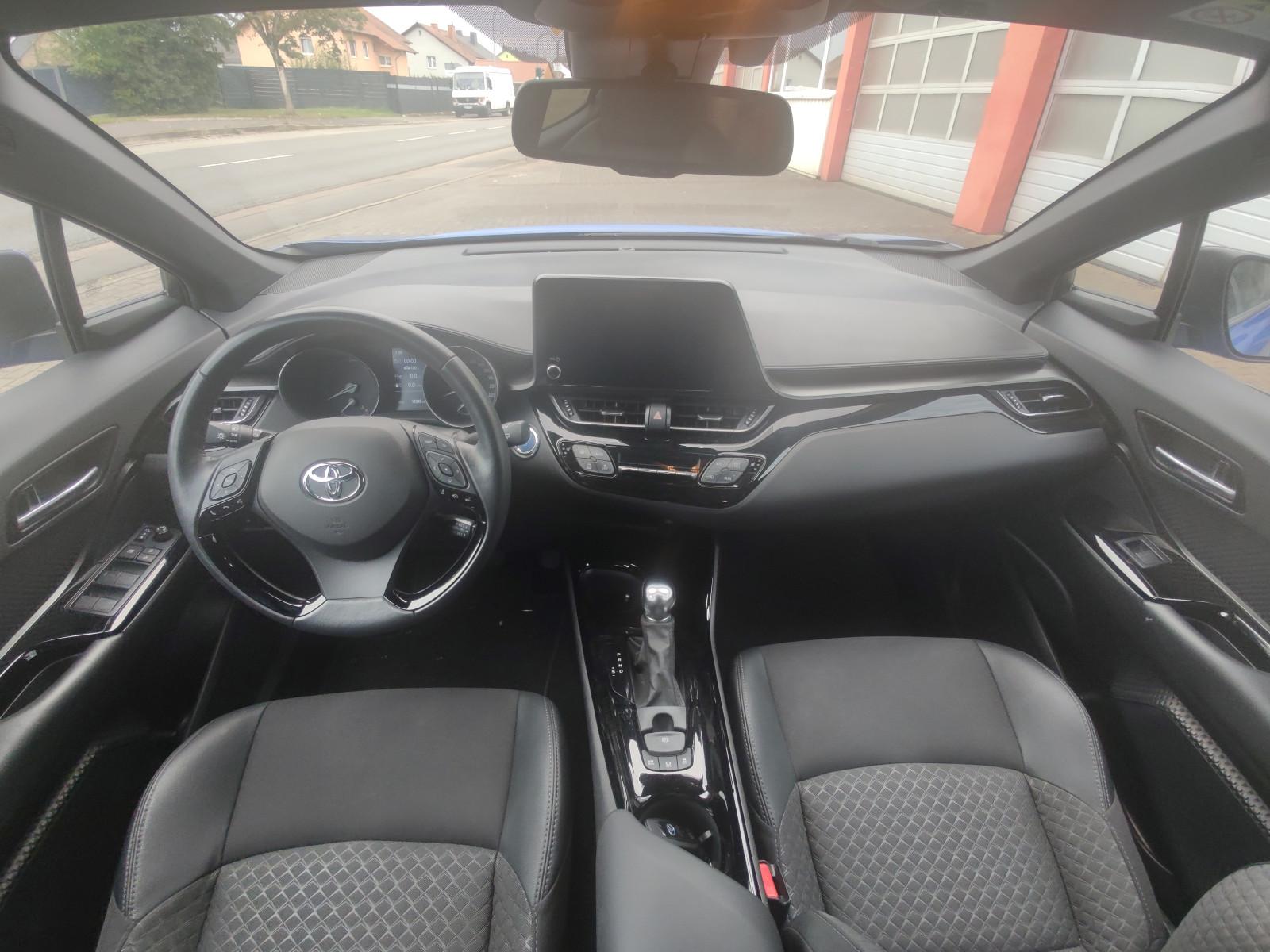 Toyota C-HR Hybride Team D