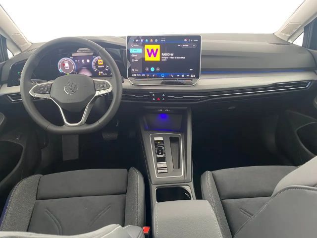 Volkswagen Golf Business DSG Variant