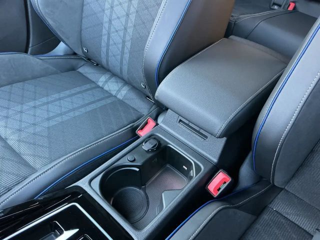 Volkswagen Golf DSG Sport