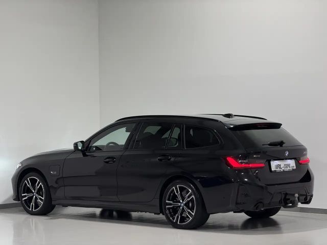 BMW 320 320e M-Sport xDrive