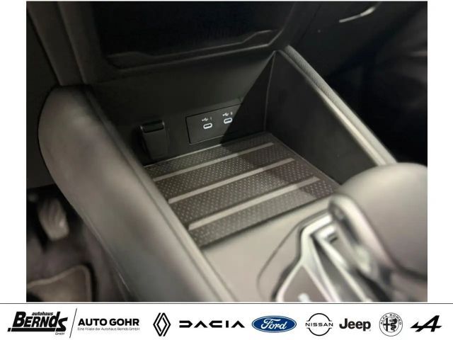 Renault Captur EDC Hybrid Techno