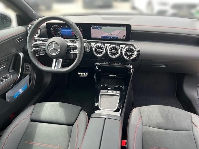 Mercedes-Benz CLA 180 AMG Line Shooting Brake