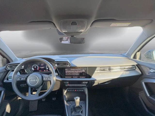 Audi A3 30 TFSI Sedan