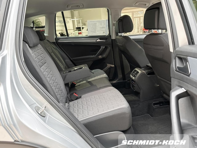 Volkswagen Tiguan Tiguan AHK schwenkb. Navi Lane Assist Sitzhzg.