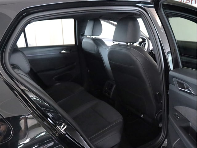 Volkswagen Golf 1.5 eTSI DSG Golf VIII