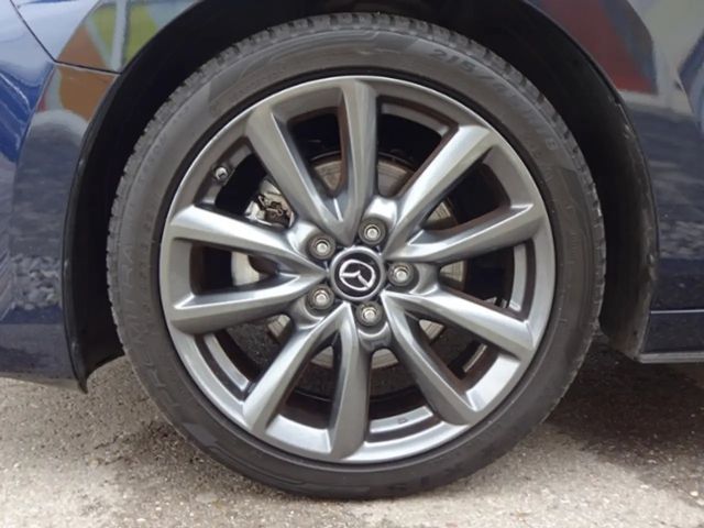 Mazda 3 Exclusive-line