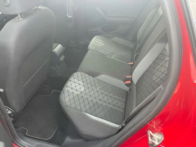 Volkswagen Taigo 1.0 TSI DSG IQ.Drive R-Line