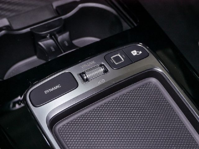 Mercedes-Benz A 200 A 200 d