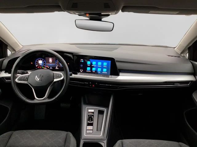 Volkswagen Golf 1.5 TSI DSG Life Variant