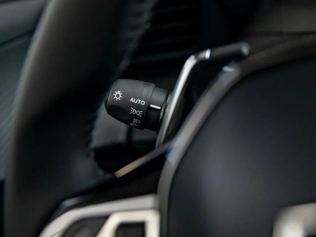 Peugeot 2008 130 PK AT | Navi | 360° Camera | Dodehoekdet. |...