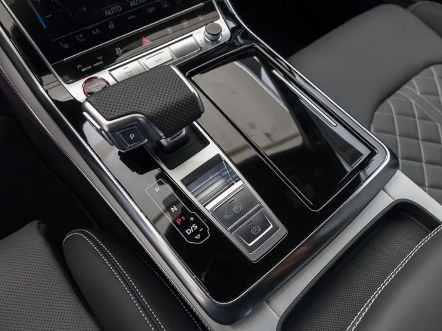 Audi SQ7 SUV TFSI tiptronic