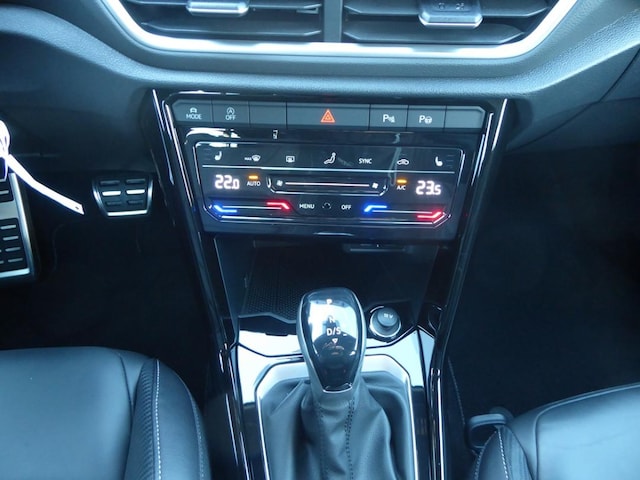 Volkswagen T-Roc T-ROC 1.5 E2 R-L  BT110 TSID7F