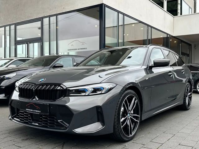 BMW 330 330d M-Sport Touring xDrive