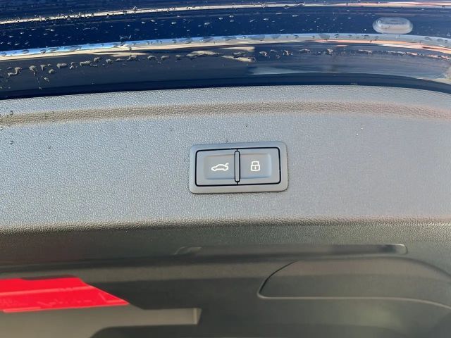 Audi A3 30 TFSI Sedan